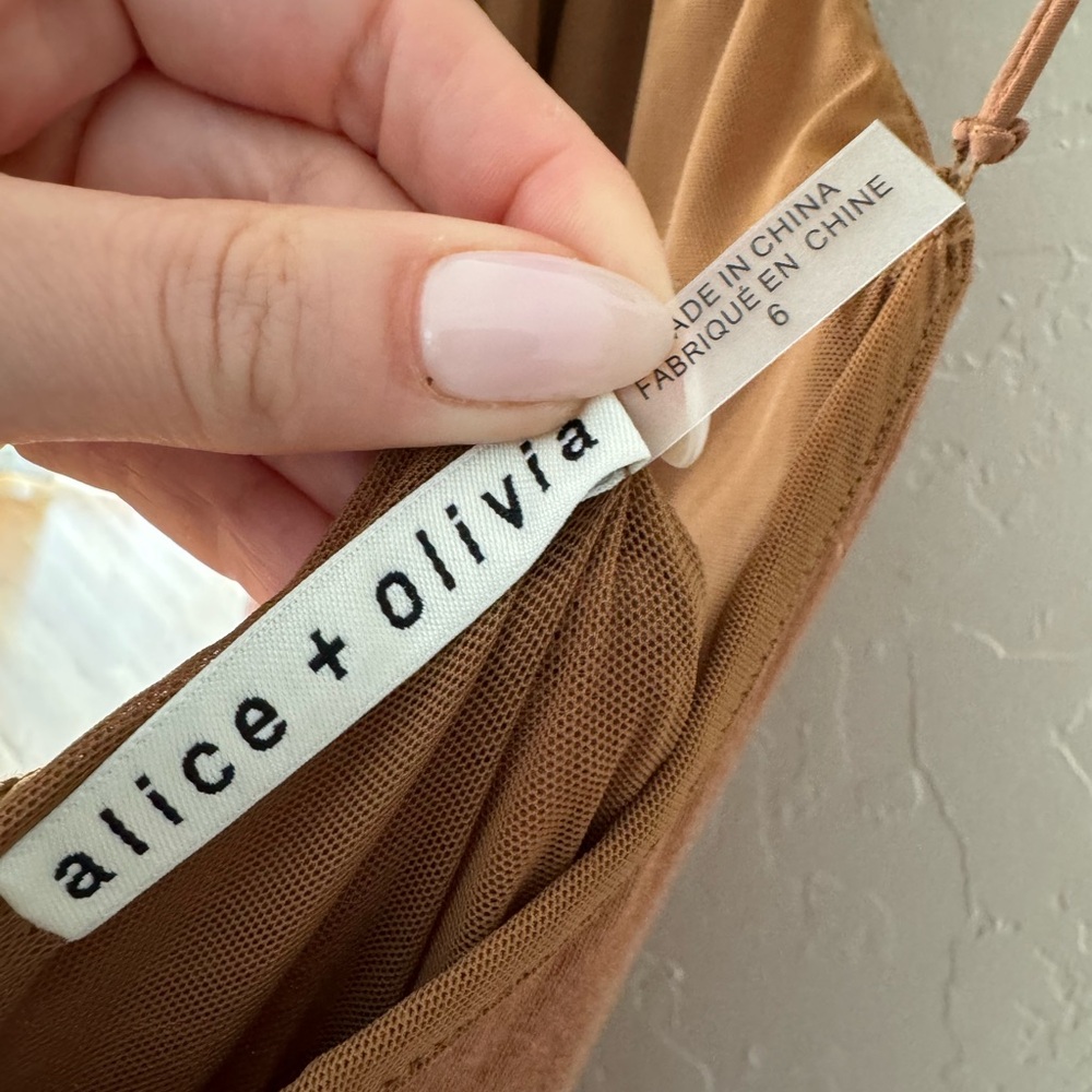 Alicia & Olivia Amaya Halter Dress - Picture 6 of 8
